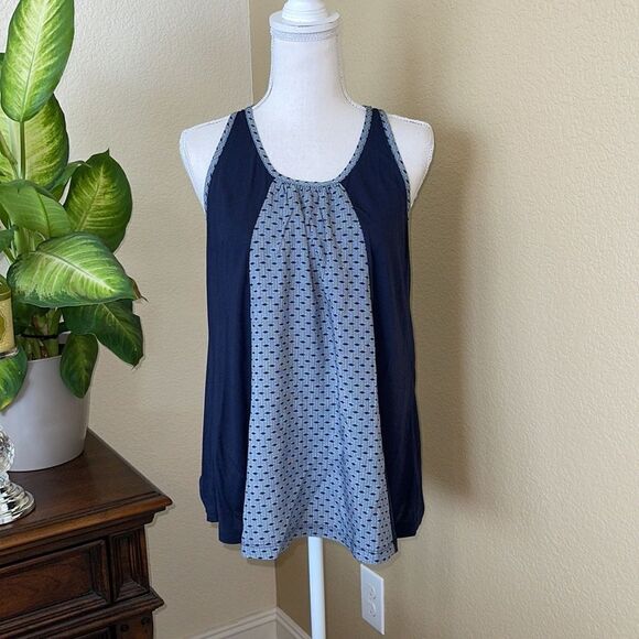 CAbi- 5202 Navy Blue Cross Back Loose Fit Thin Strap Keyhole Back Tank Top XS - Picture 4 of 5